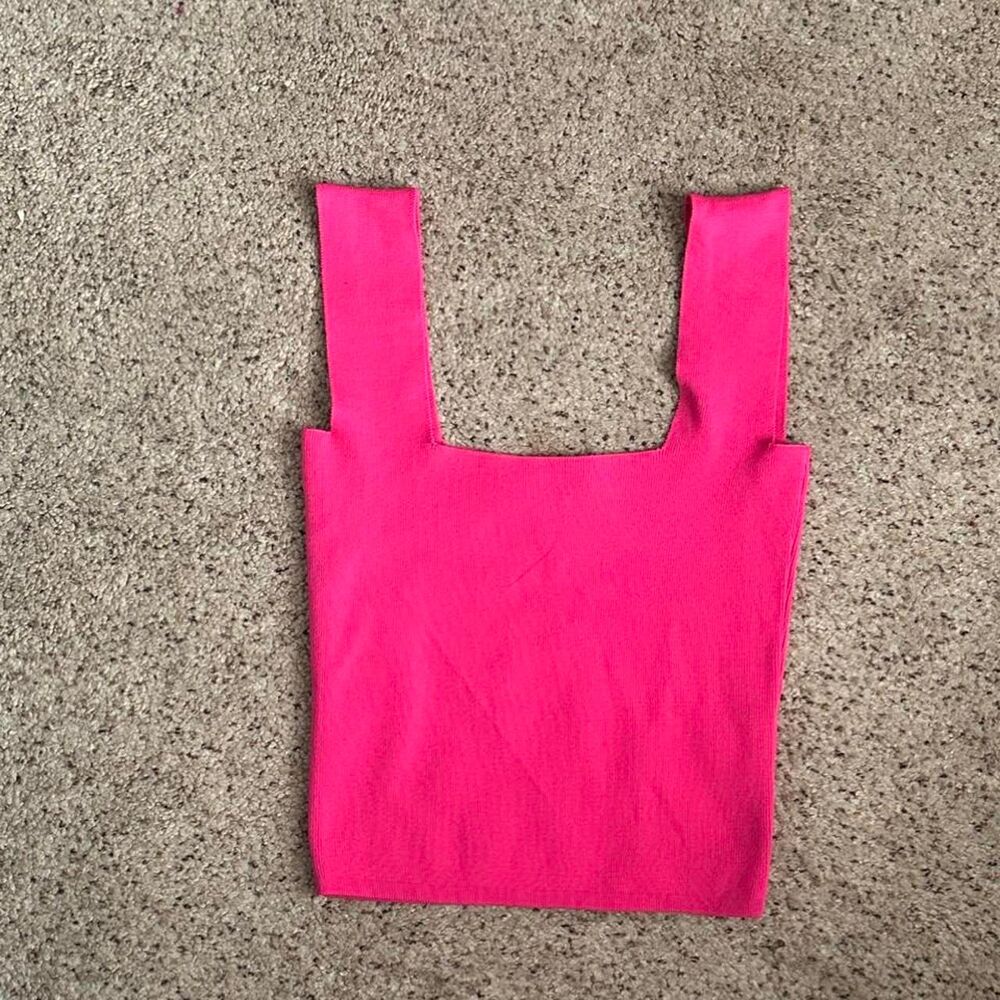 Galita Women's Pink Crop top